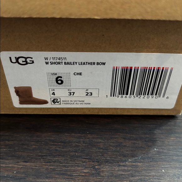 UGG SHORT BAILEY LEATHER BOW BOOTS IN CHESTNUT SZ 6 NEW IN BOX